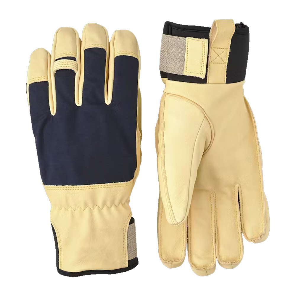 03 Ski Gloves - Image 1